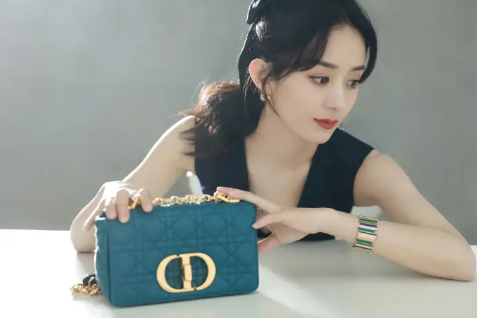 九九小说下载界面示意图